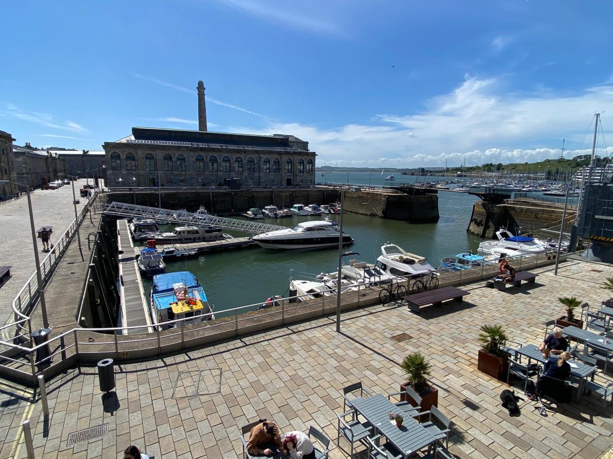 Royal William Yard Apartments Plymouth Room photo
