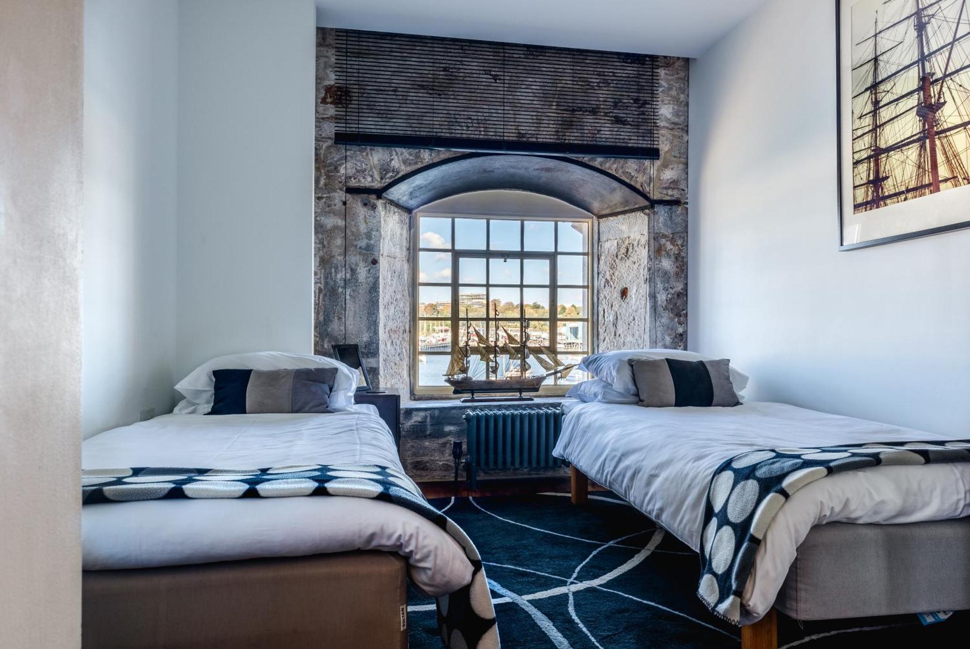 Royal William Yard Apartments Plymouth Room photo