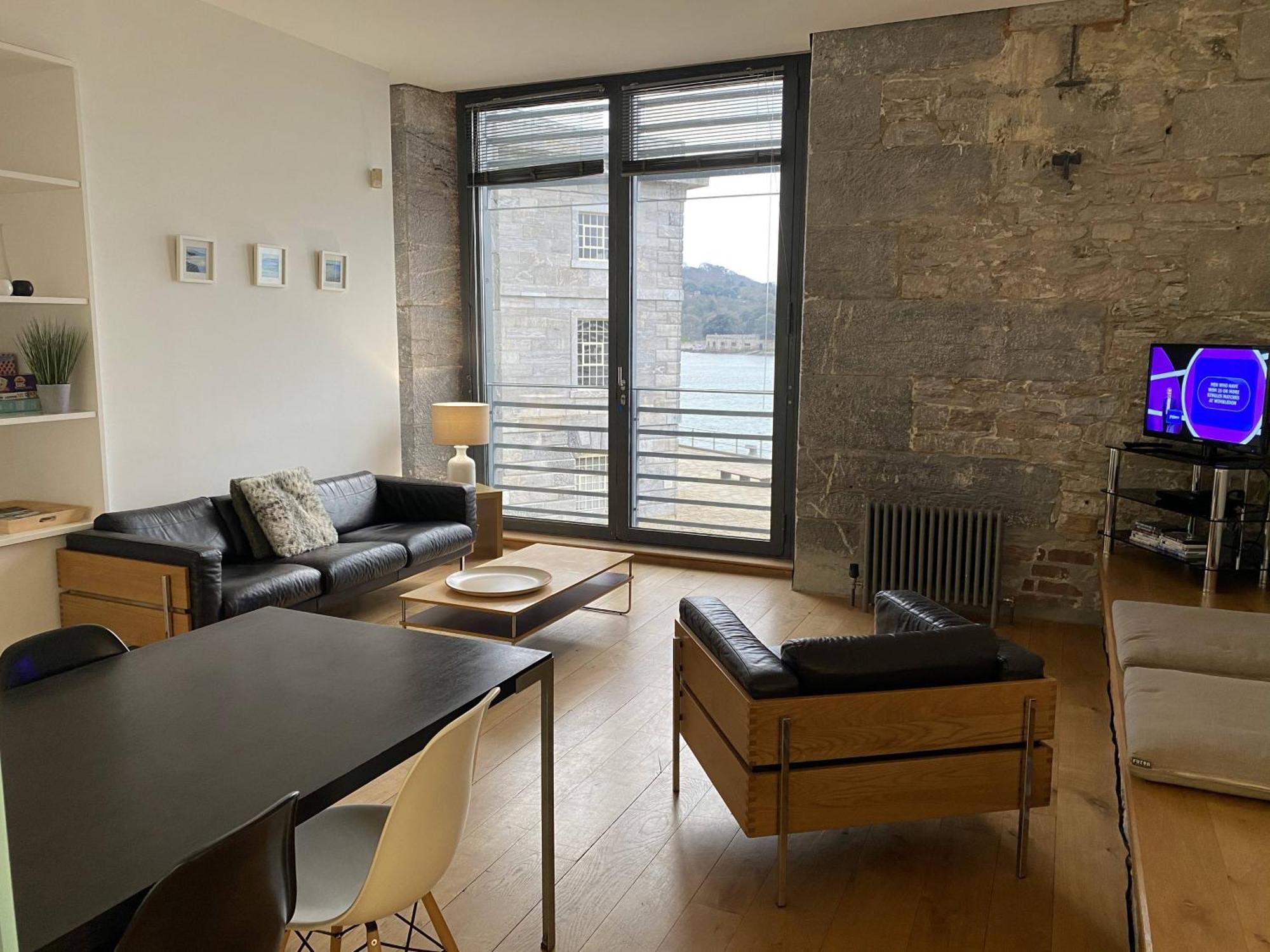 Royal William Yard Apartments Plymouth Room photo